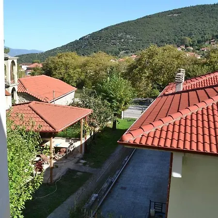 Villa Gravia's *