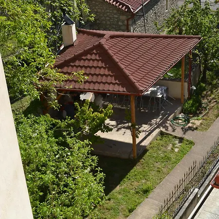 Gravia's Villa